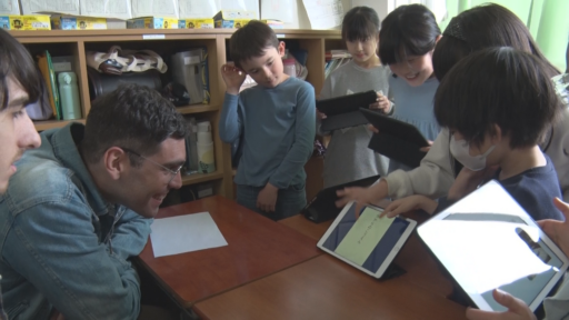 多摩市・西落合小学校<br>～留学生と国際交流～